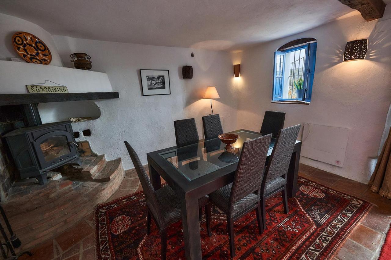 Townhouse In Gaucin An Andalusian White Village Екстериор снимка